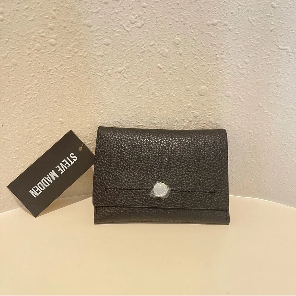 Steve Madden Brandie Black Wallet OS NWT
